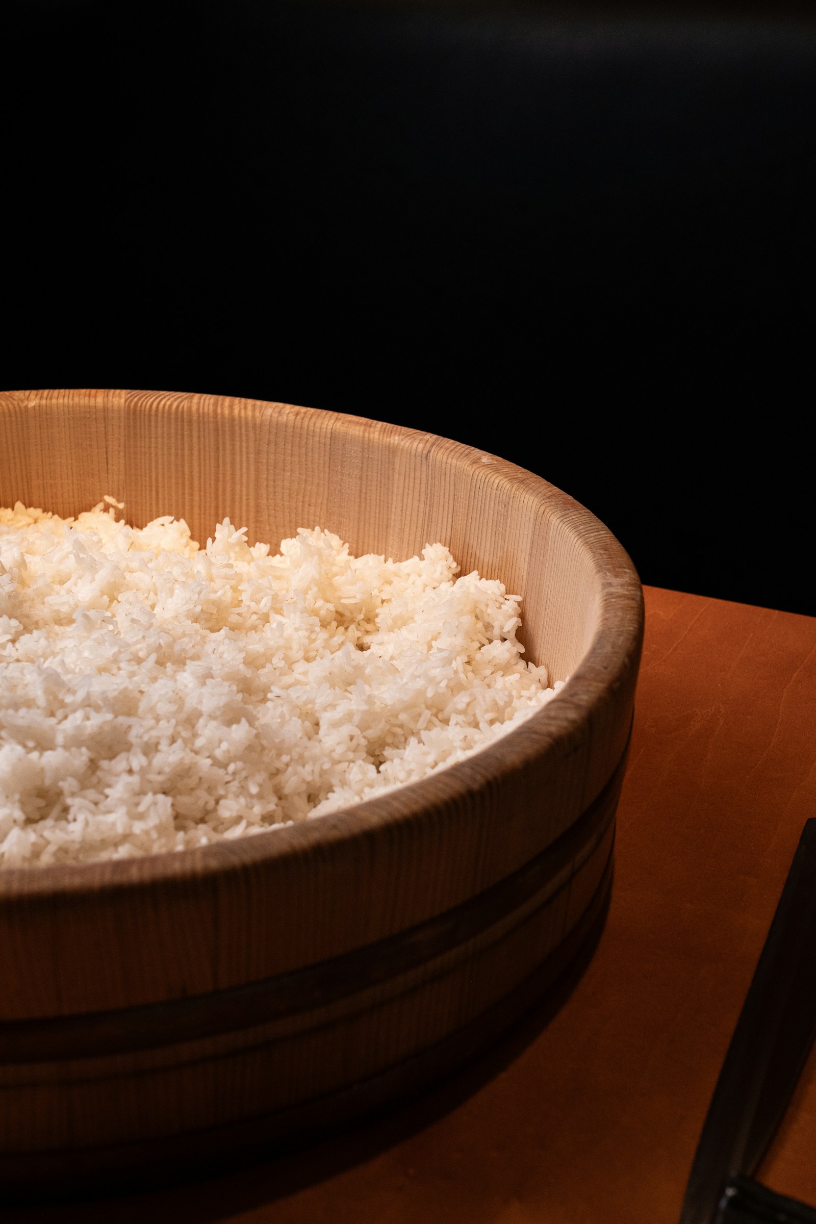 Tô gỗ đựng cơm Nhật Bản - cách nấu gạo Koshihikari để ăn sợi