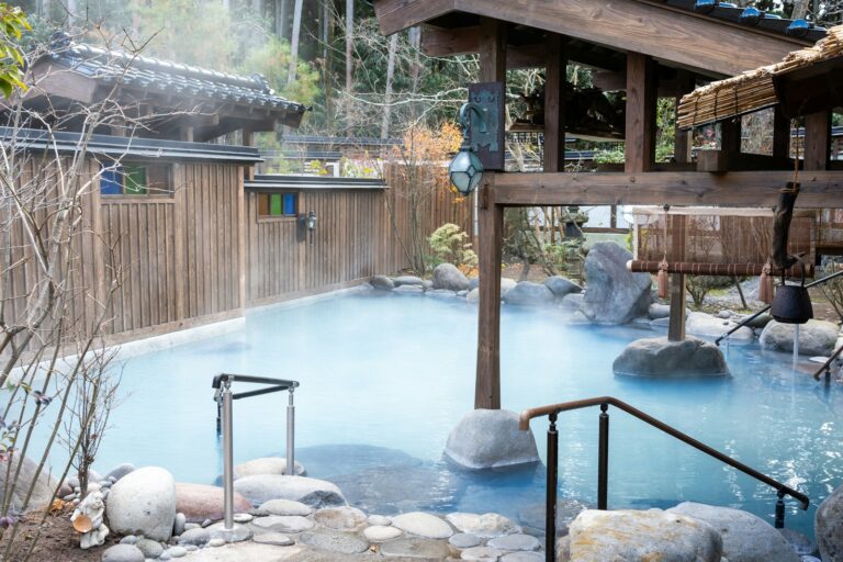 Onsen Arima - suối nước nóng trong vườn kiểu Nhật Bản yên bình