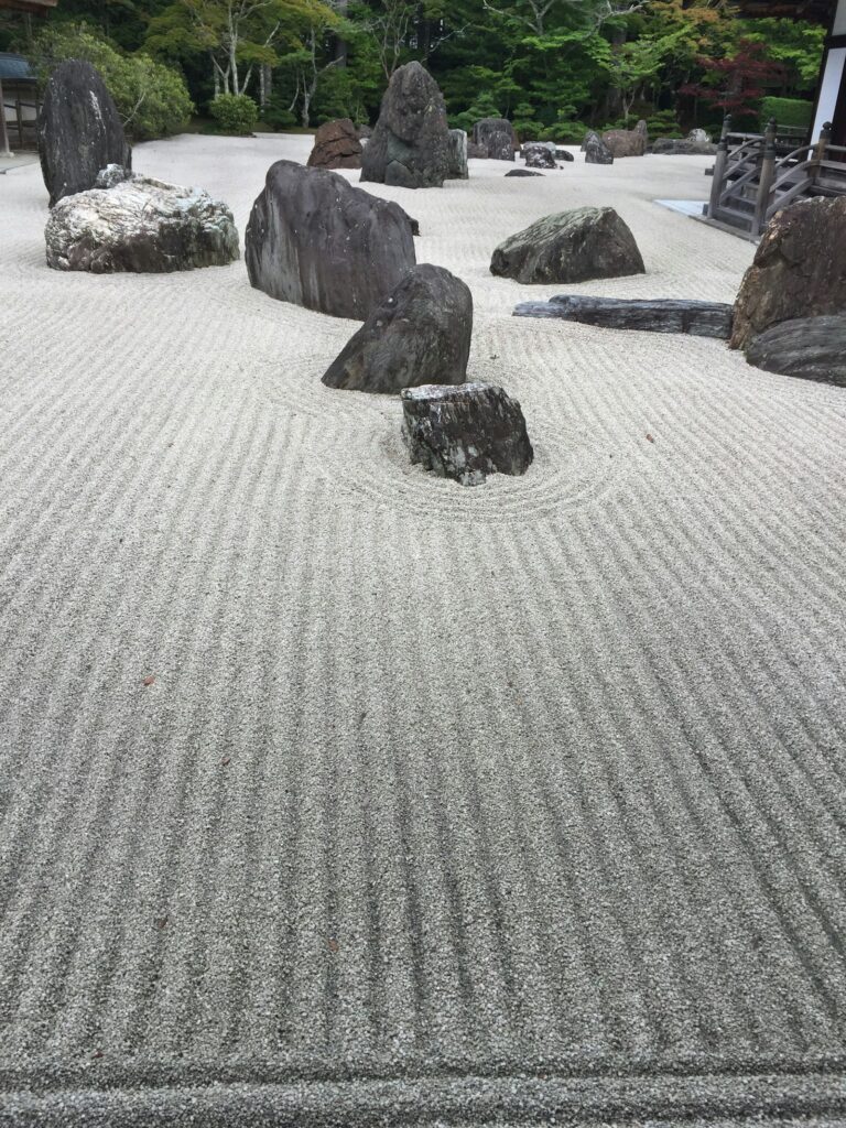 Vườn đá karesansui Nhật Bản zen garden đẹp